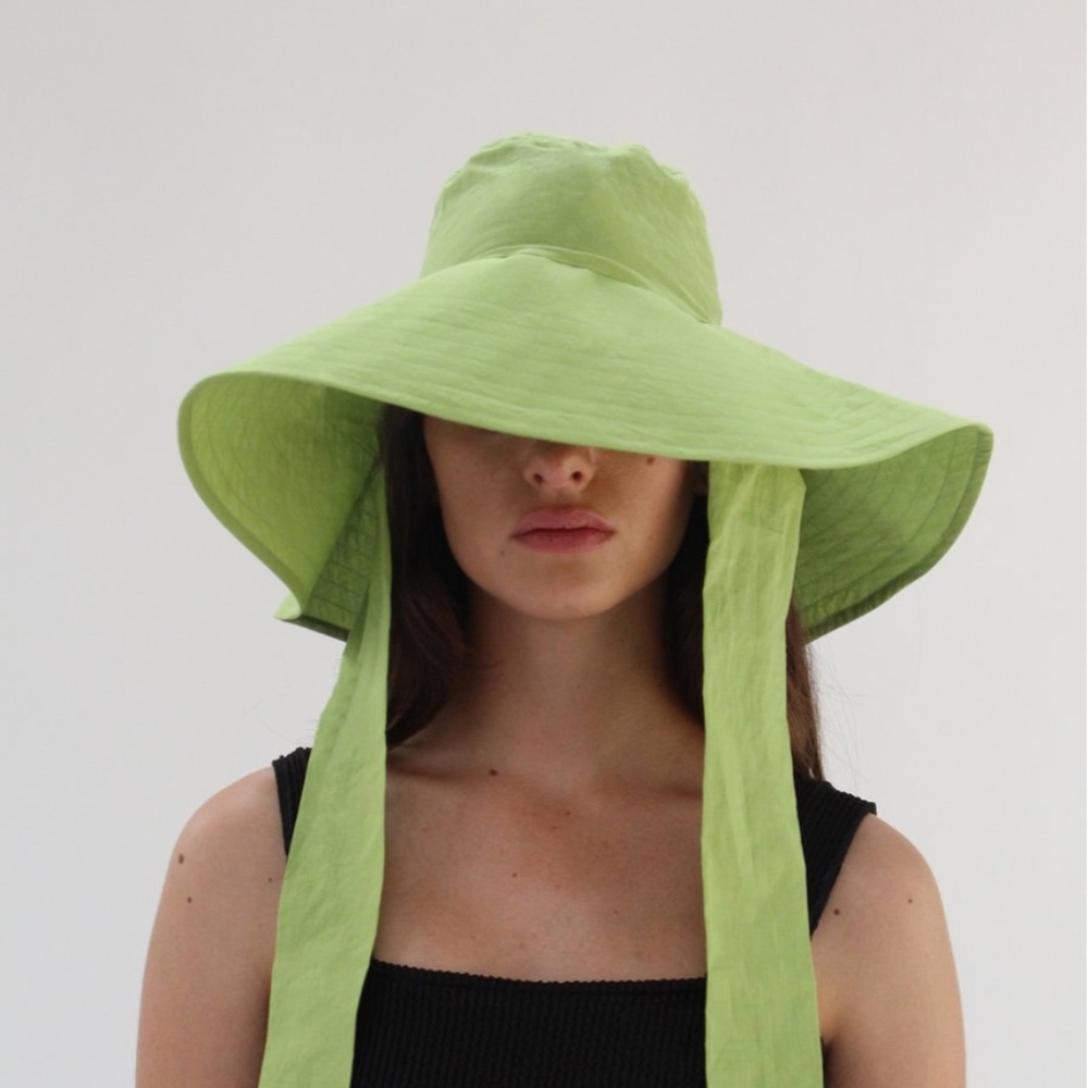 New Beklina Wide Brim Tie Sun Hat in Lime NWOT